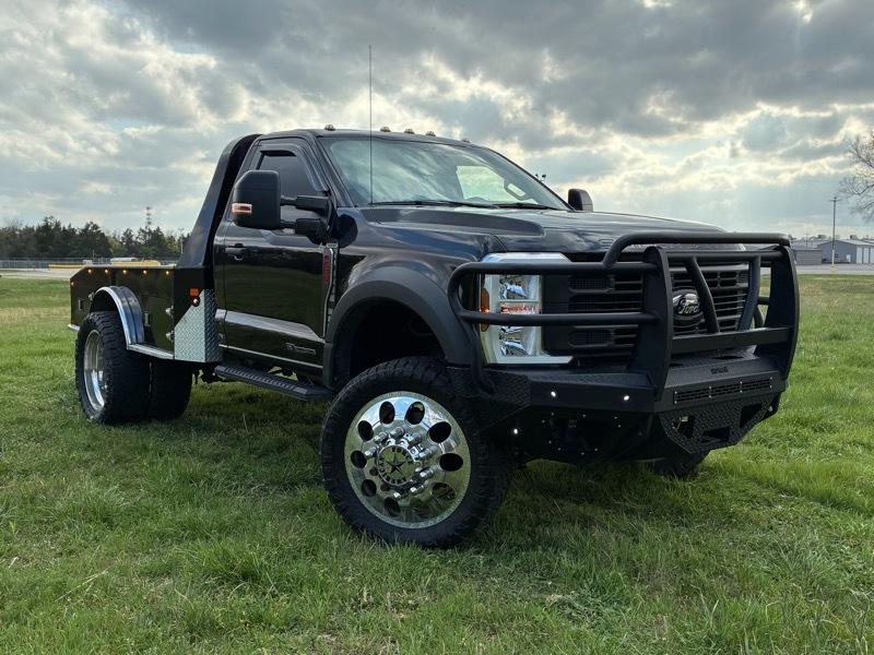 Ford F-550 Regular Cab DRW 4WD 2024