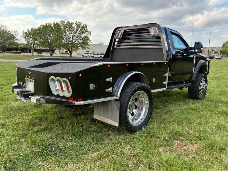 Ford F-550 Regular Cab DRW 4WD 2024