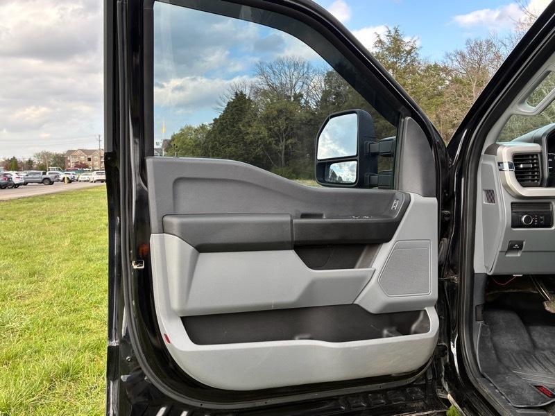 Ford F-550 Regular Cab DRW 4WD 2024