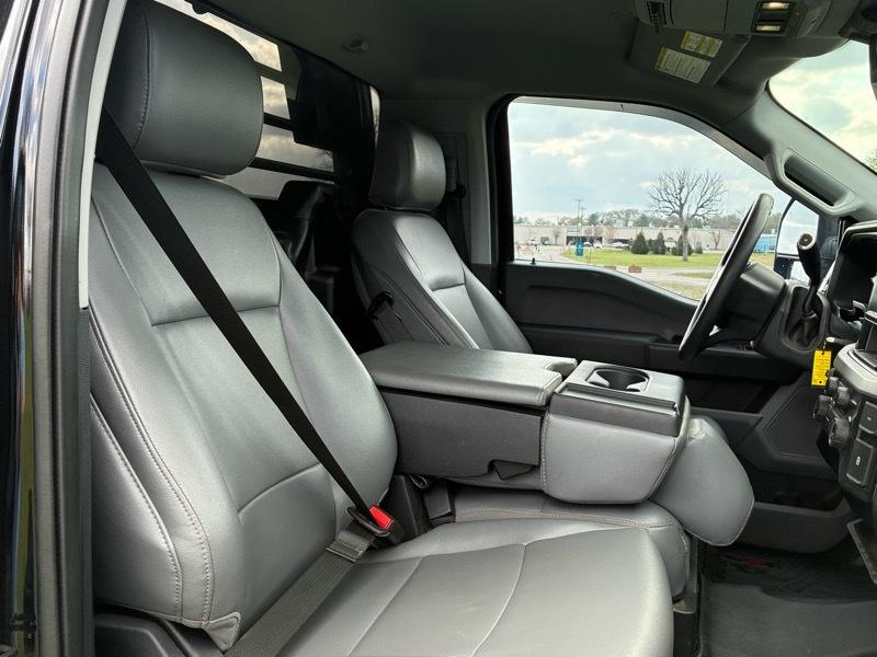 Ford F-550 Regular Cab DRW 4WD 2024