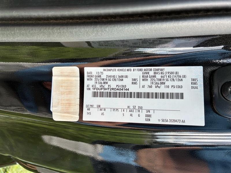 Ford F-550 Regular Cab DRW 4WD 2024