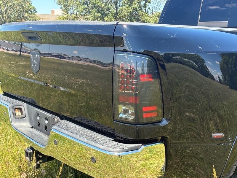 RAM 3500 Laramie Mega Cab 4WD DRW 2015