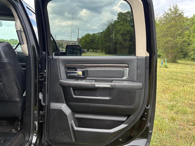 RAM 2500 Longhorn Crew Cab SWB 4WD 2014