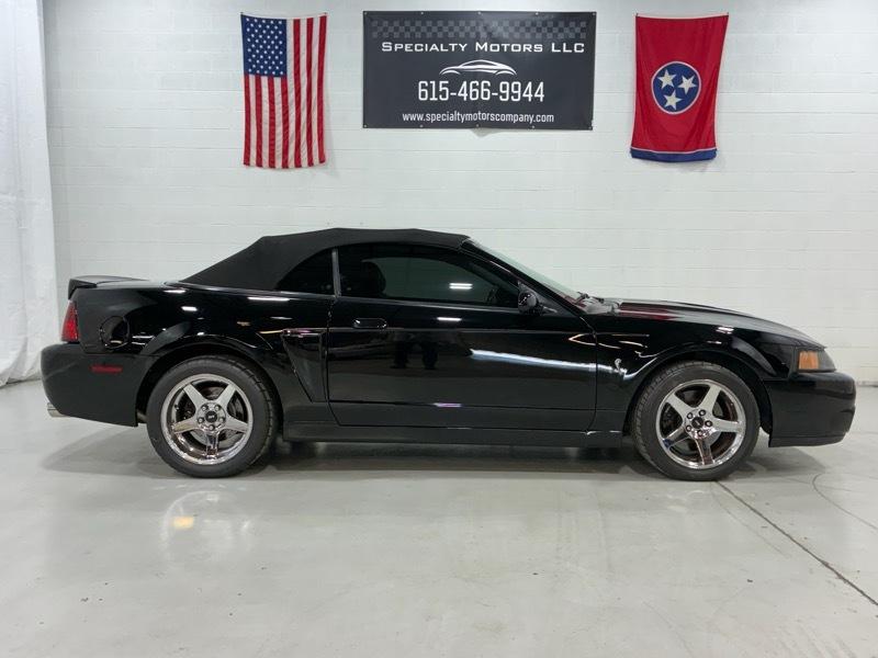 Ford Mustang SVT Cobra Convertible 2003