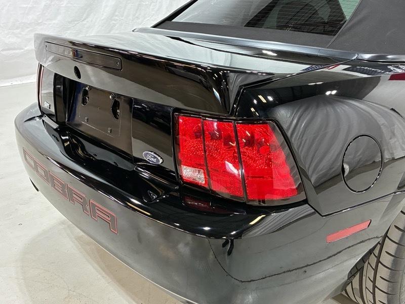 Ford Mustang SVT Cobra Convertible 2003
