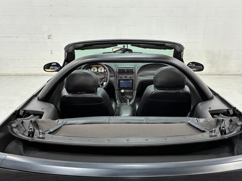 Ford Mustang SVT Cobra Convertible 2003