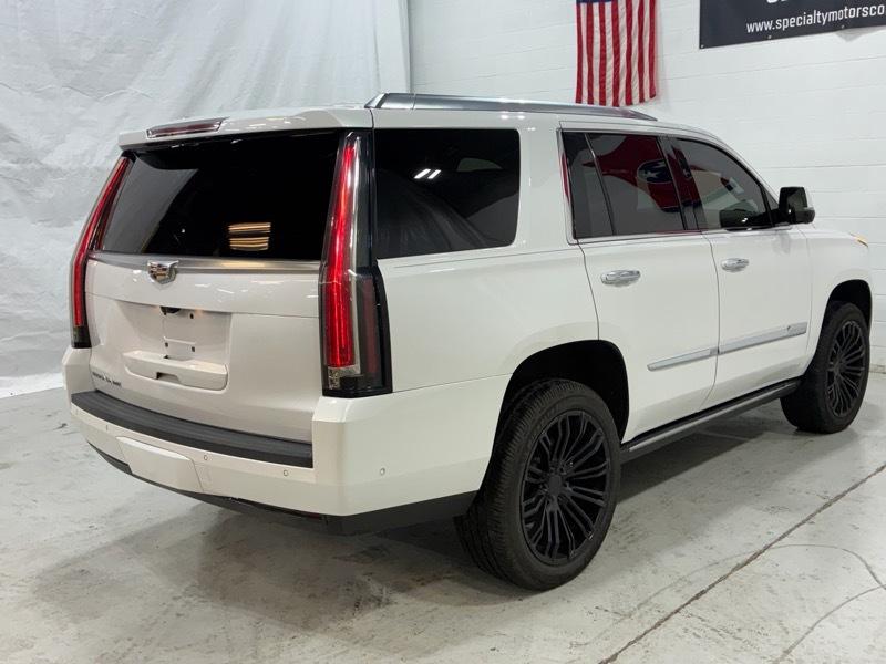 Cadillac Escalade Platinum 4WD 2018
