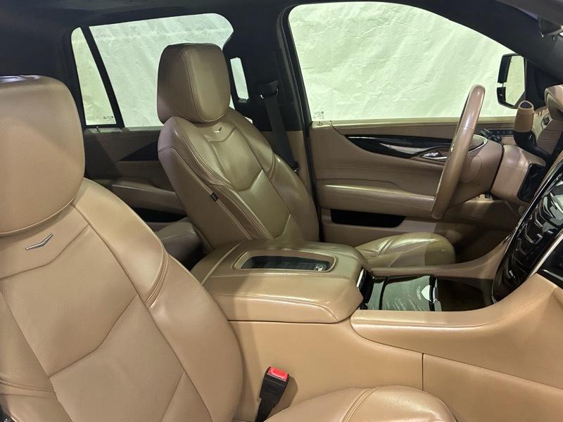 Cadillac Escalade Platinum 4WD 2018