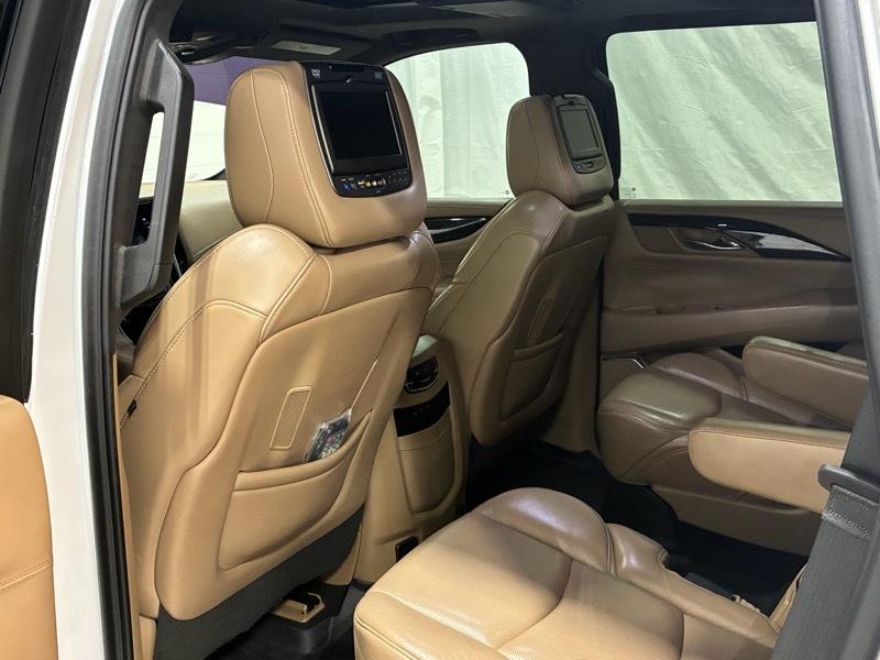 Cadillac Escalade Platinum 4WD 2018