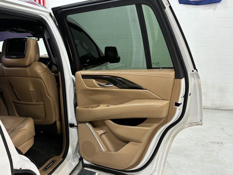 Cadillac Escalade Platinum 4WD 2018