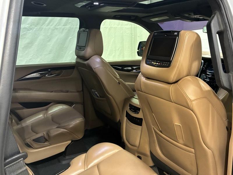 Cadillac Escalade Platinum 4WD 2018
