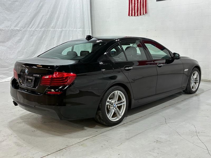 BMW 5-Series 528i 2016