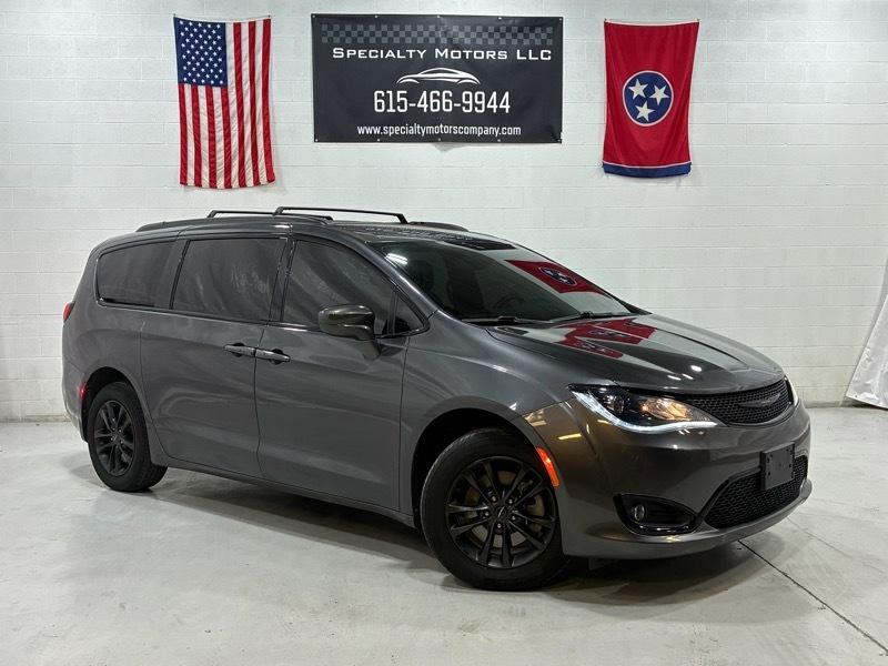 Chrysler Pacifica Touring L AWD 2020