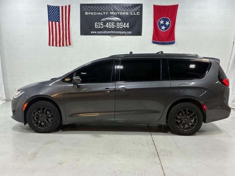 Chrysler Pacifica Touring L AWD 2020