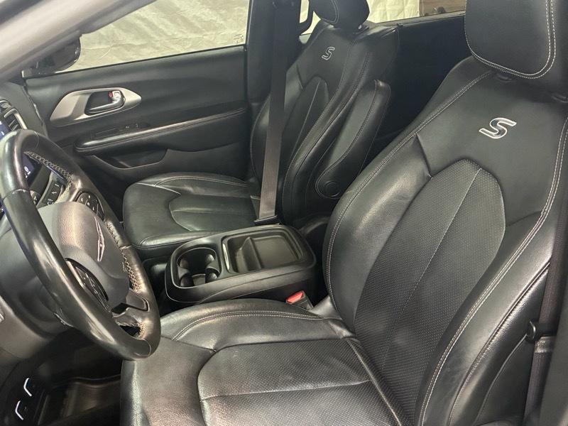 Chrysler Pacifica Touring L AWD 2020