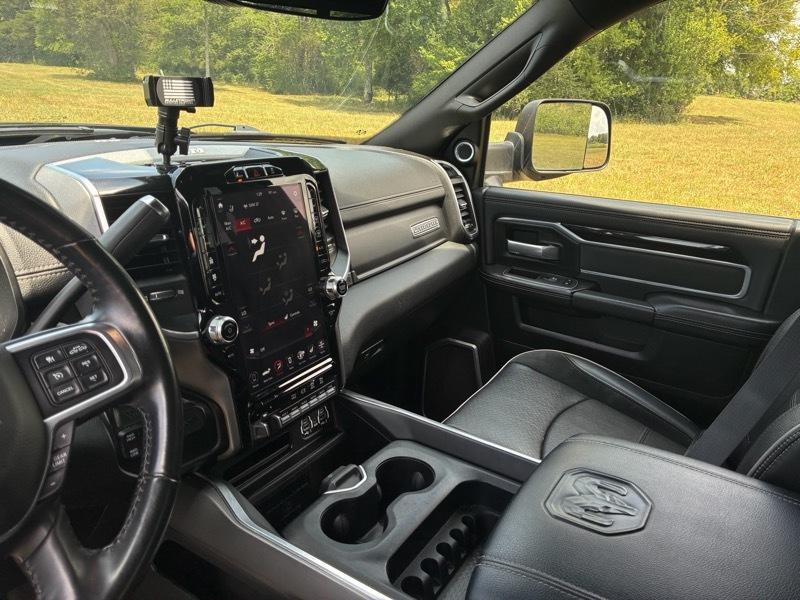RAM 2500 Laramie Crew Cab SWB 4WD 2020
