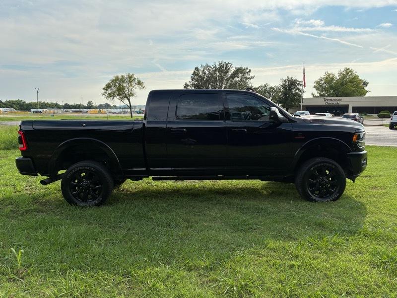 RAM 2500 Limited Mega Cab 4WD 2022