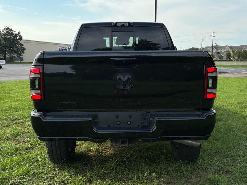RAM 2500 Limited Mega Cab 4WD 2022