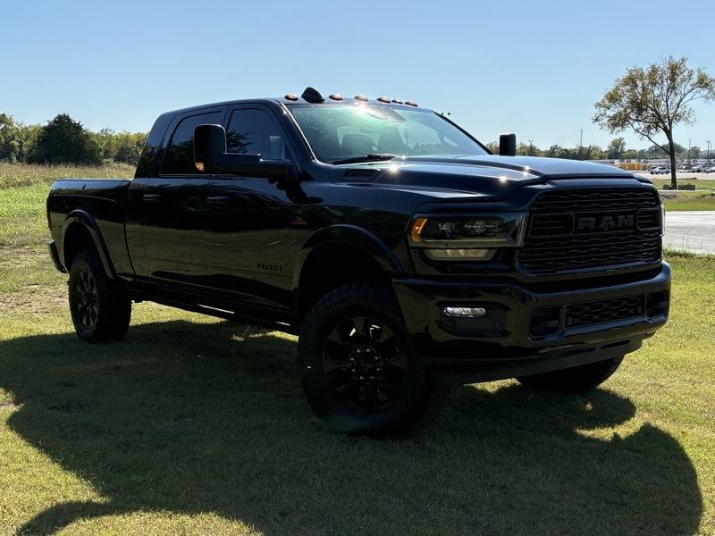 RAM 2500 Limited Mega Cab 4WD 2022