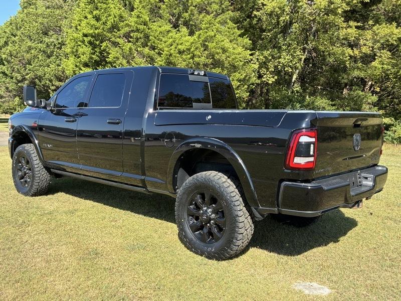 RAM 2500 Limited Mega Cab 4WD 2022
