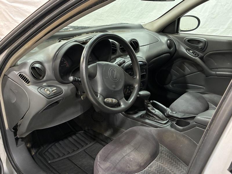 Pontiac Grand Am SE1 sedan 2004