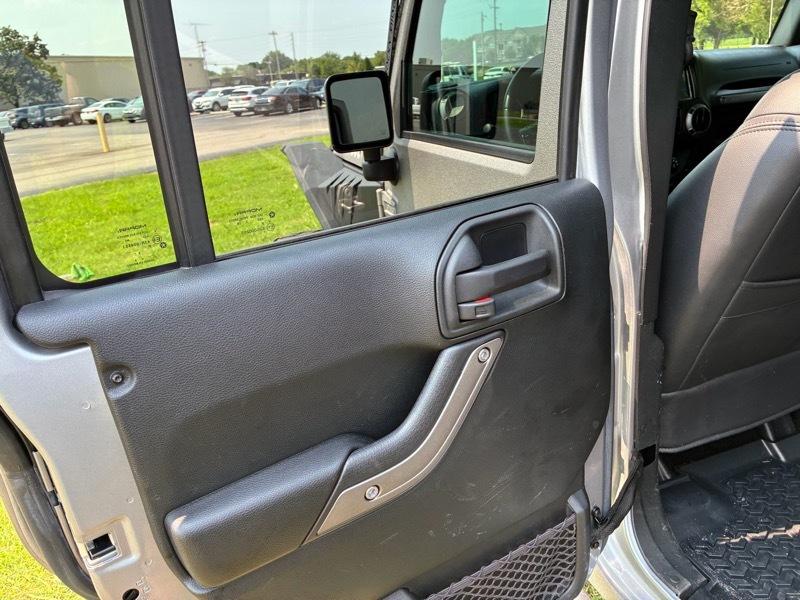 Jeep Wrangler Unlimited Sport 4WD 2017