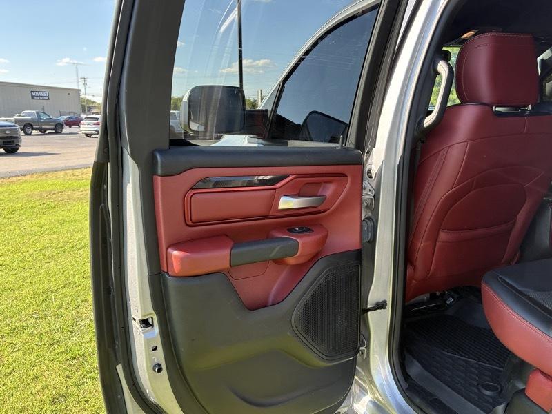 RAM 1500 Rebel Quad Cab 4WD 2019