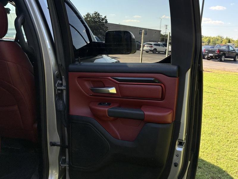 RAM 1500 Rebel Quad Cab 4WD 2019