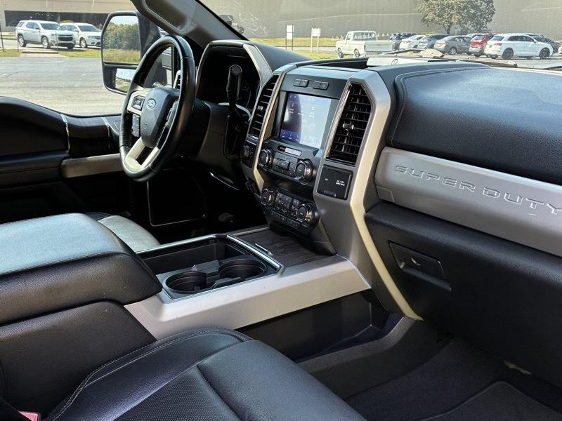 Ford F-250 SD Lariat Crew Cab 4WD 2021