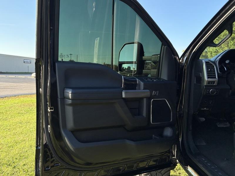Ford F-450 SD Platinum Crew Cab DRW 4WD 2020