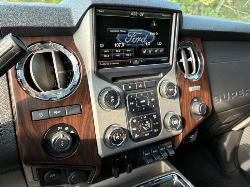 Ford F-250 SD Lariat Crew Cab 4WD 2016