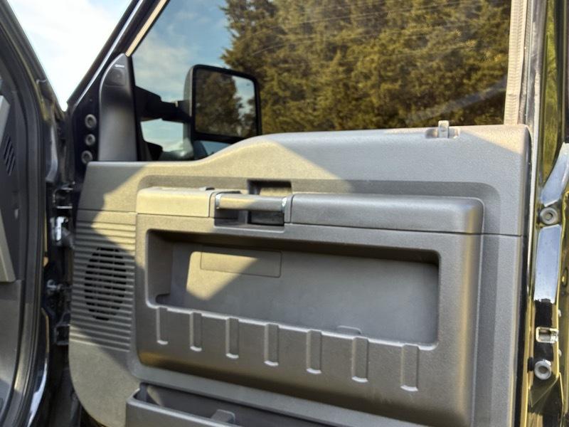 Ford F-250 SD Lariat Crew Cab 4WD 2016