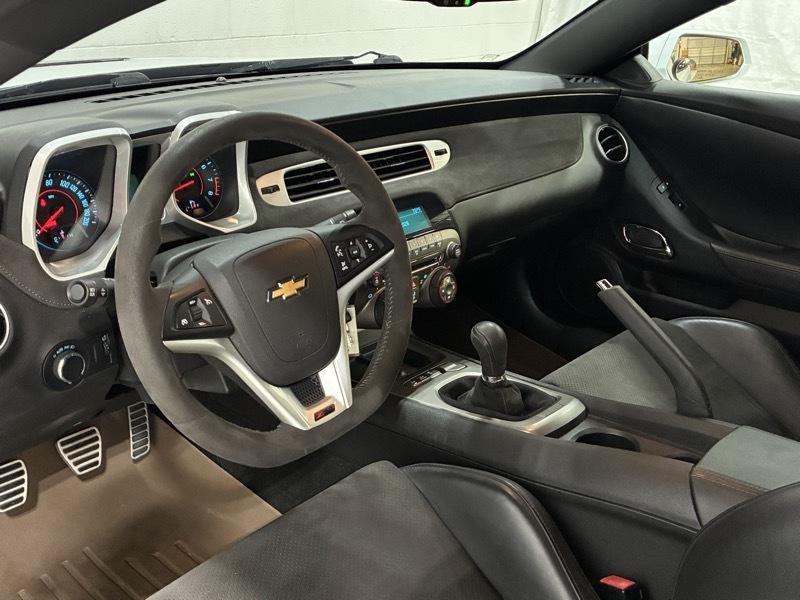 Chevrolet Camaro Z28 Coupe 2015