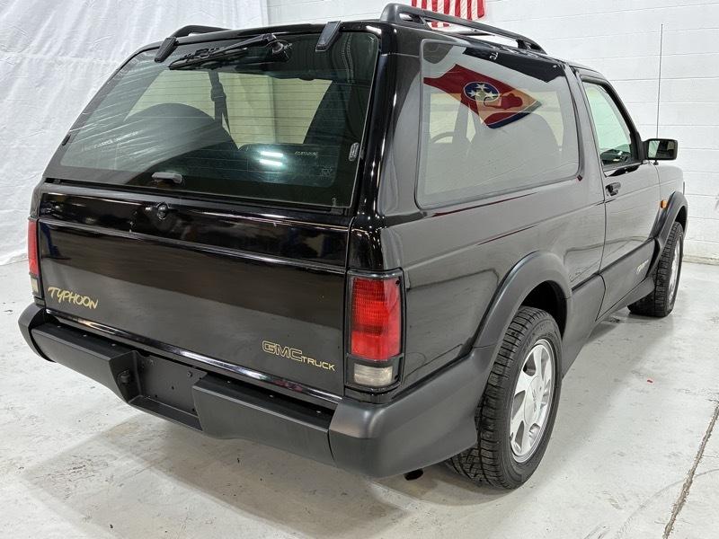 GMC Typhoon Base 1993