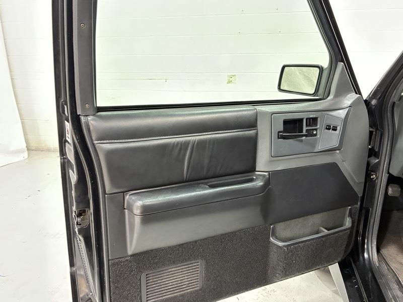 GMC Typhoon Base 1993