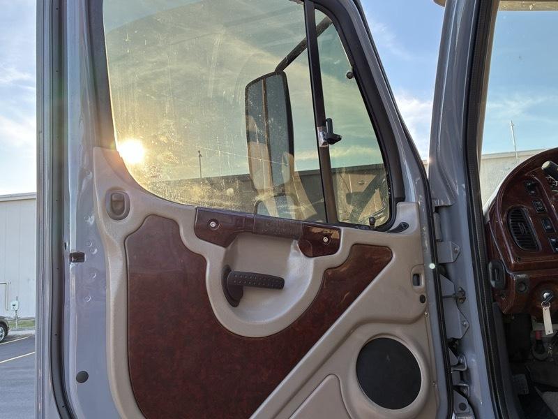 Freightliner Sport Chassis  2010