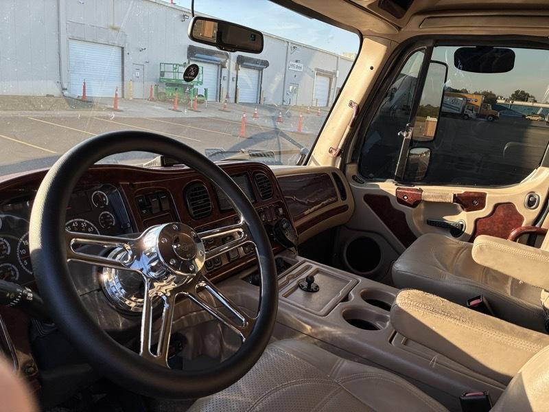 Freightliner Sport Chassis  2010