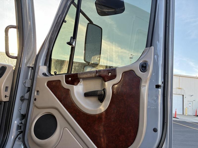 Freightliner Sport Chassis  2010