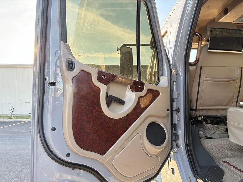 Freightliner Sport Chassis  2010