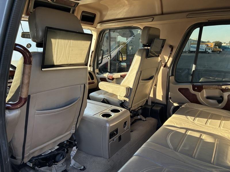 Freightliner Sport Chassis  2010