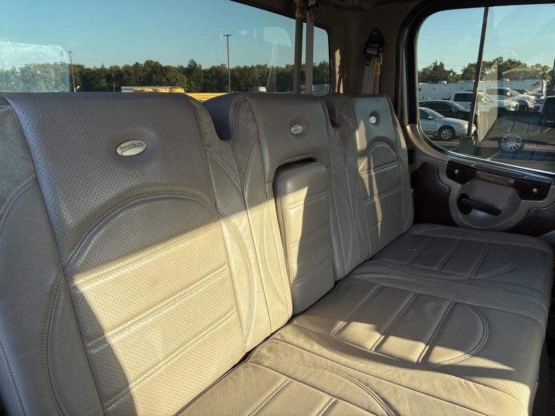 Freightliner Sport Chassis  2010