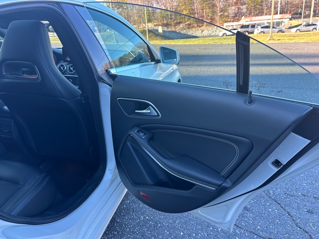 Mercedes-Benz CLA-Class CLA250 4MATIC 2018