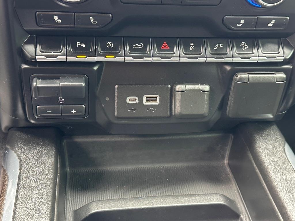 Chevrolet Silverado 1500 RST Crew Cab 4WD 2020