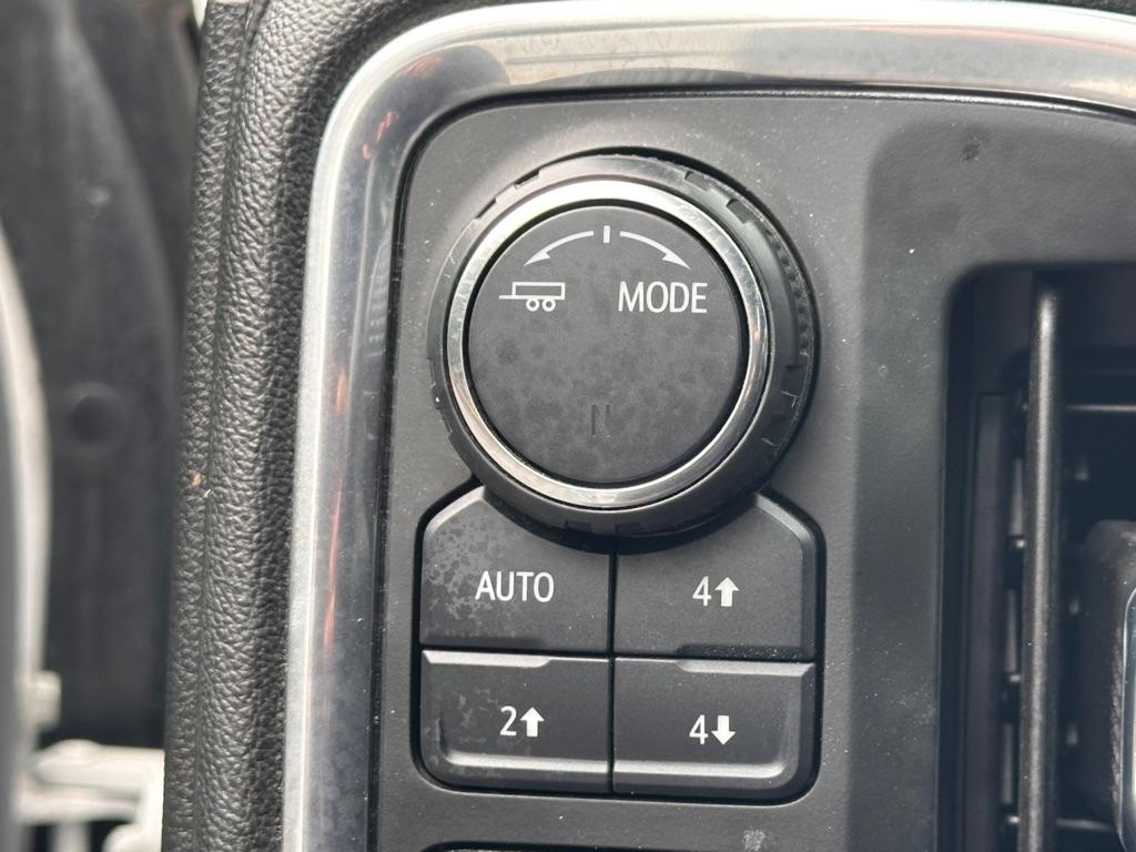 Chevrolet Silverado 1500 RST Crew Cab 4WD 2020