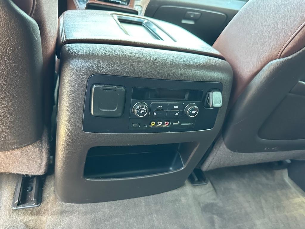 Chevrolet Tahoe LTZ 4WD 2015