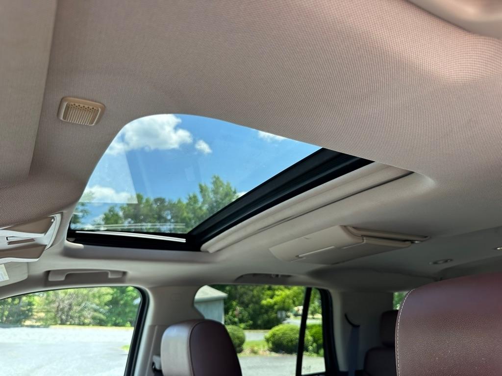Chevrolet Tahoe LTZ 4WD 2015