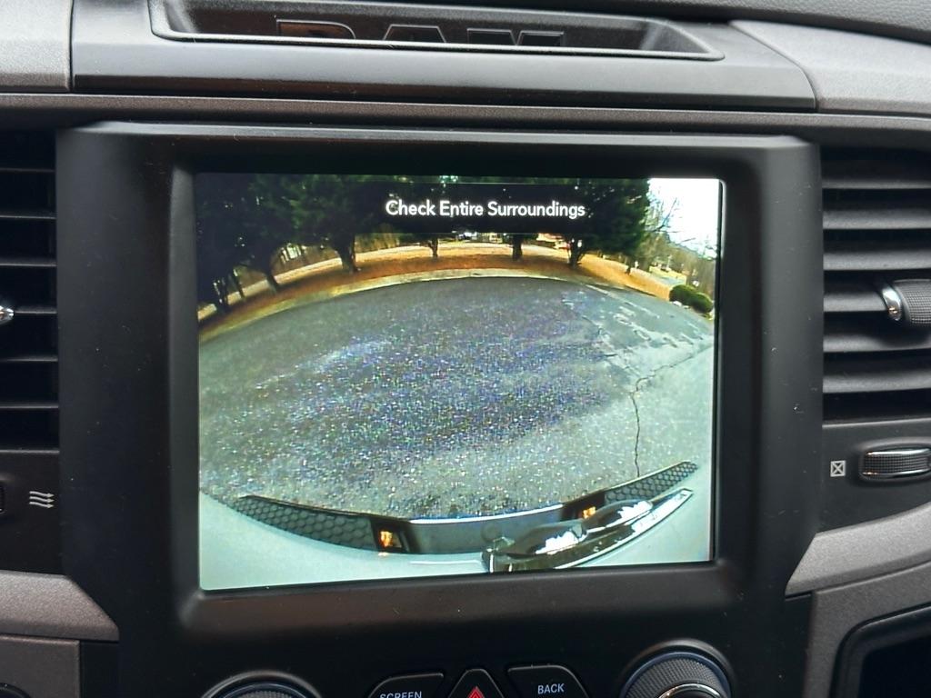 RAM 1500 Classic Tradesman Crew Cab SWB 2WD 2020