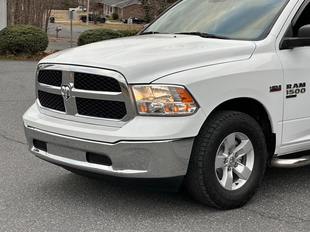 RAM 1500 Classic Tradesman Crew Cab SWB 2WD 2020