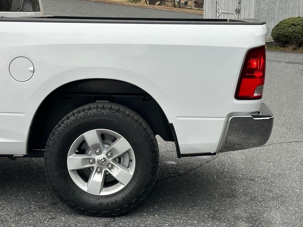 RAM 1500 Classic Tradesman Crew Cab SWB 2WD 2020