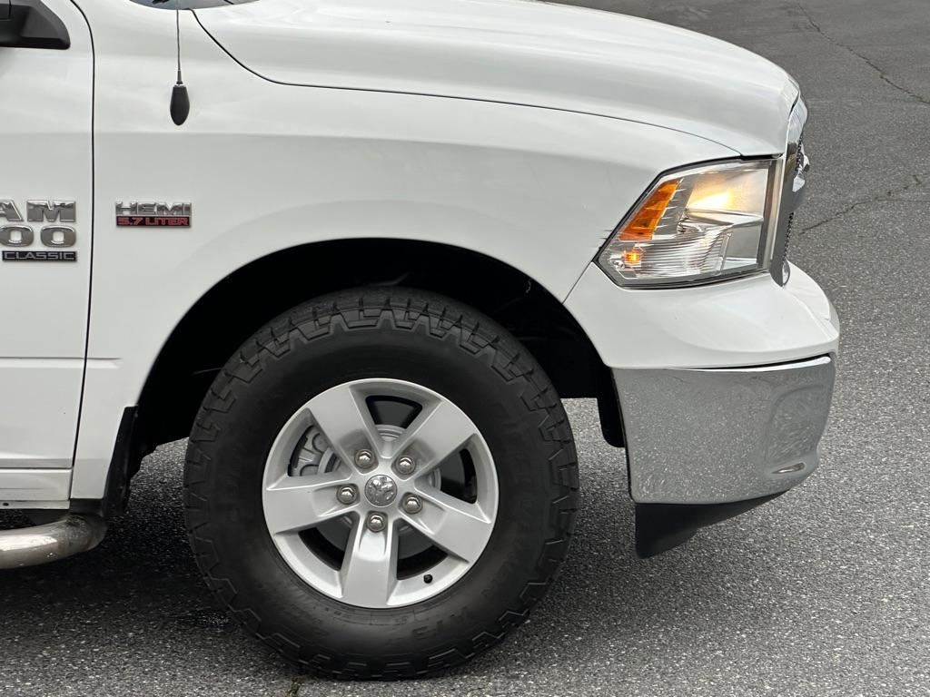 RAM 1500 Classic Tradesman Crew Cab SWB 2WD 2020